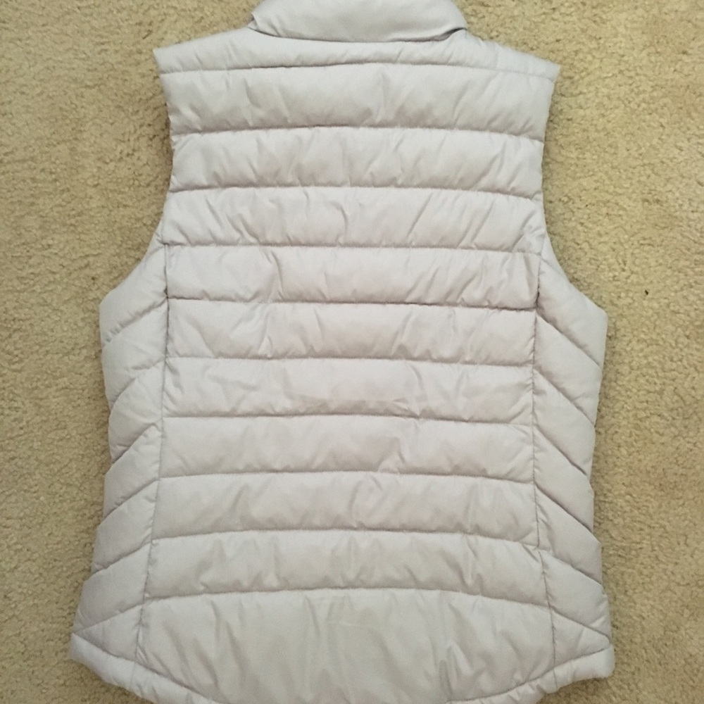 Vest - Picture 2 of 3
